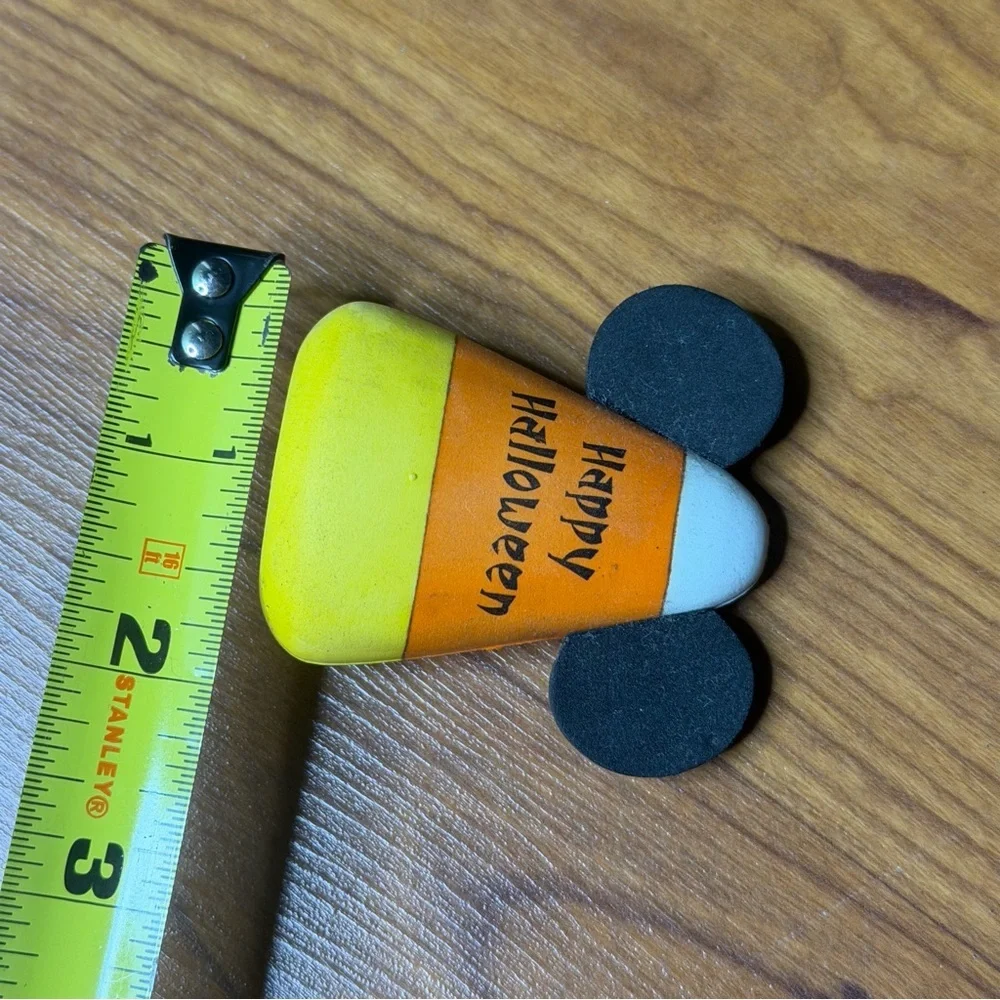 Walt Disney World Parks Vintage Car‎ Antenna Topper Happy Halloween Candy Corn